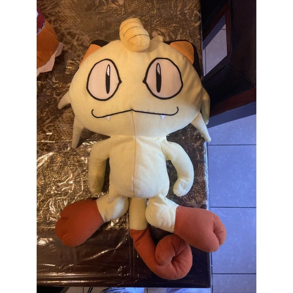 2011 Toy Factory Meowth